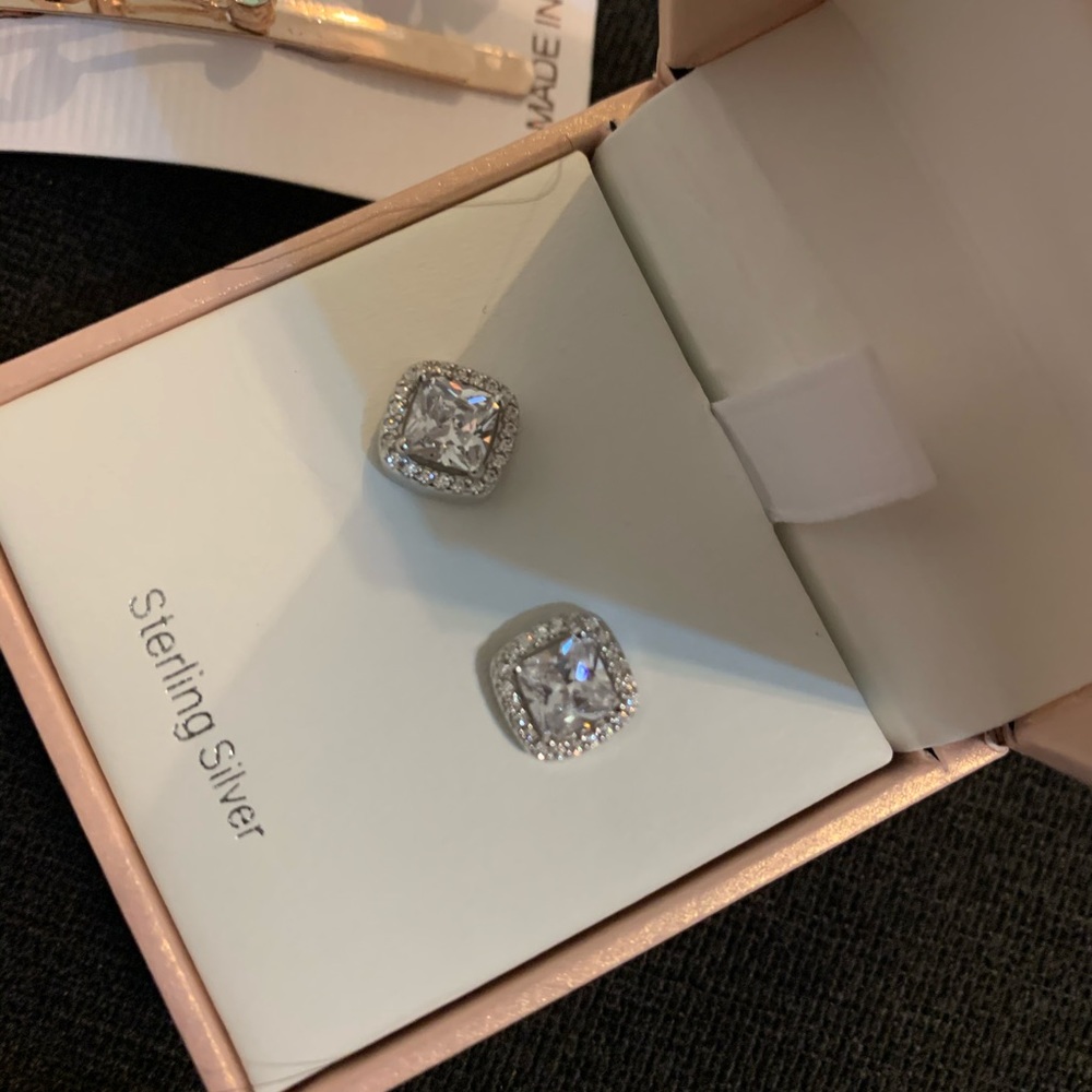 BUNDLE! - Picture 4 of 6